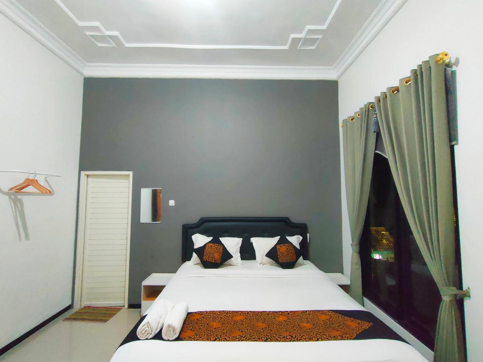 จาฮาตา บารู ชาเรียะฮ์ เรดพาร์ตเนอร แอท ดูกูฮ์ กูปัง Hotel สุราบายา ภายนอก รูปภาพ